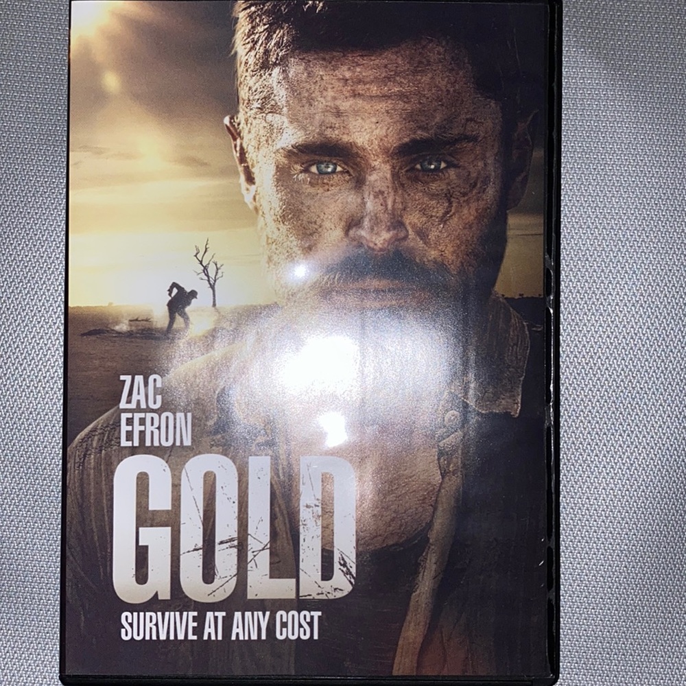 4/$10 item🤑 Zac Efron “Gold” DVD